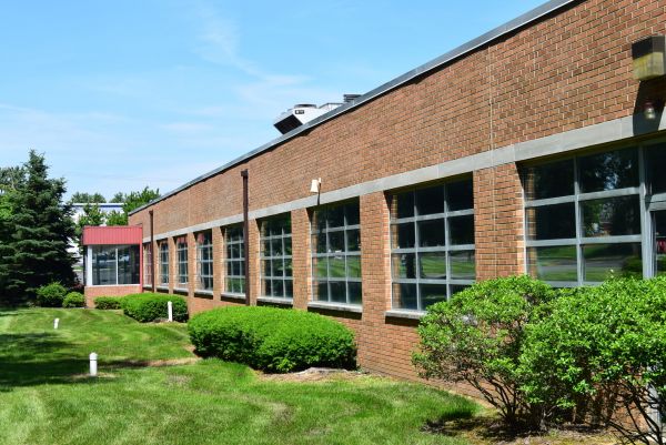 Corporate Lawn Maintenance Service